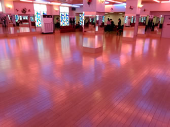 塩原温泉ダンスホール