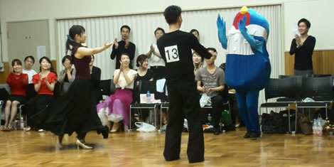 社交ダンス ステッピー